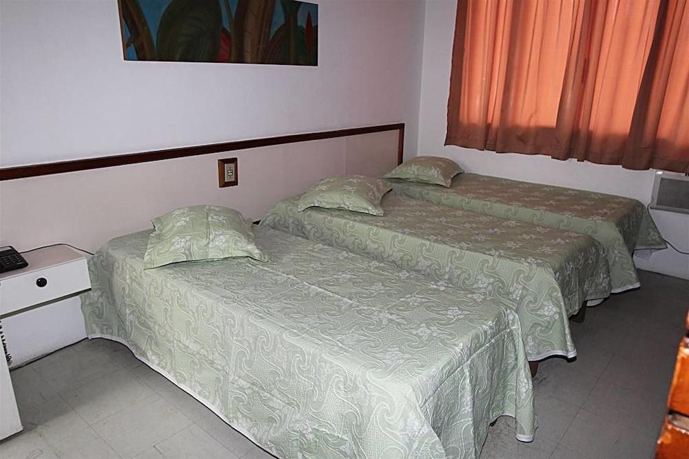 Hotel Pampulha Palace เบโลโอรีซอนชี ภายนอก รูปภาพ